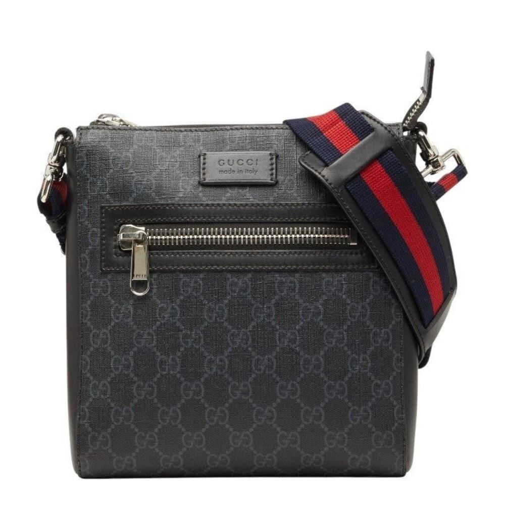 Gucci GG Supreme Small Shoulder Bag Black